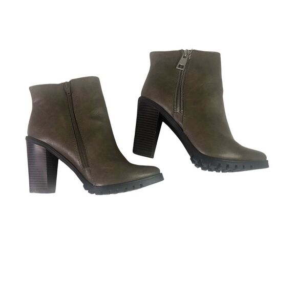 Mossimo Taupe Side Zipper Block Heel Pointy Toe Ankle Booties - Picture 5 of 10